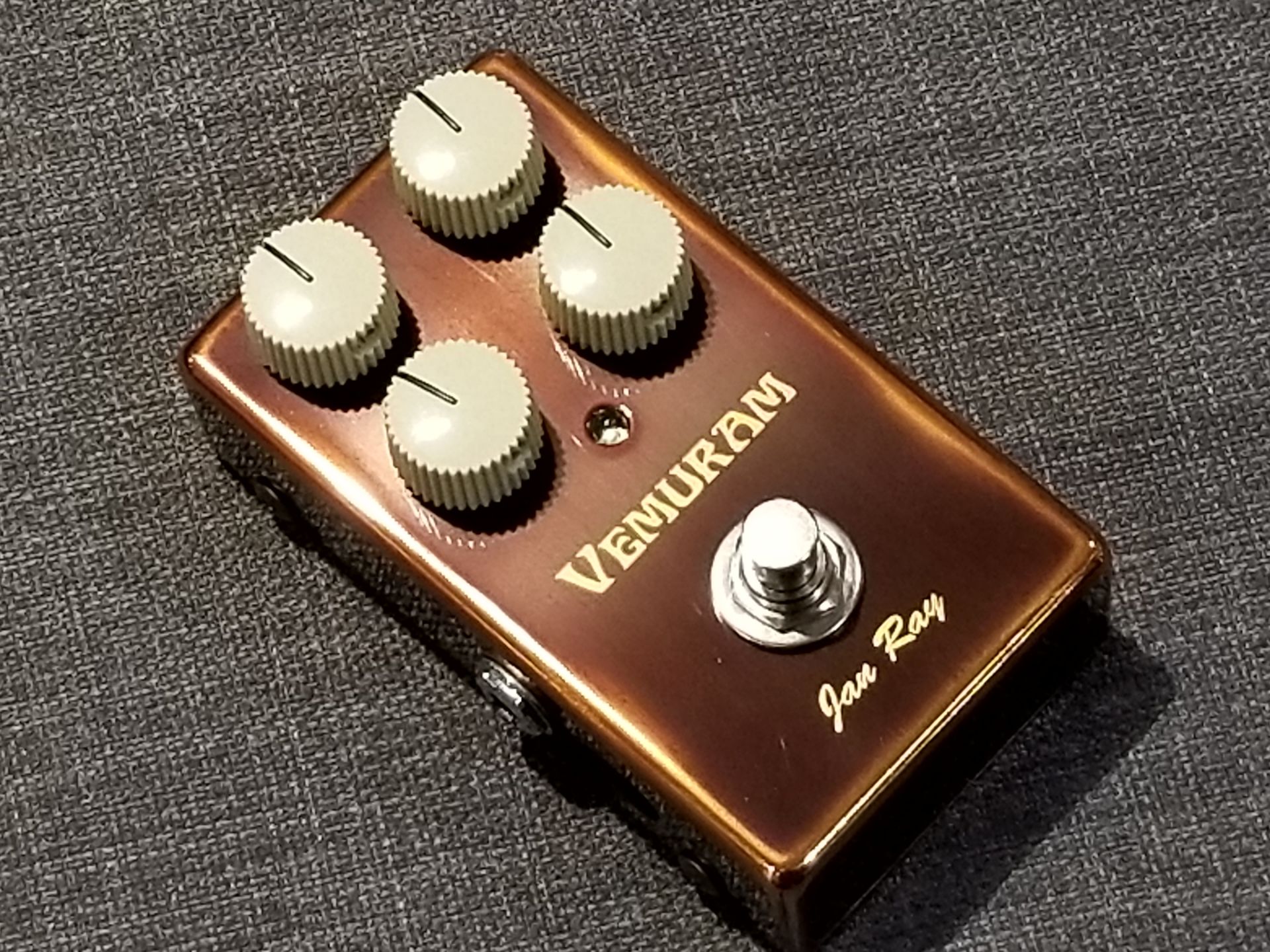 新入荷】VEMURAMの人気ペダルのシグネイチャーモデル「Jan Ray for