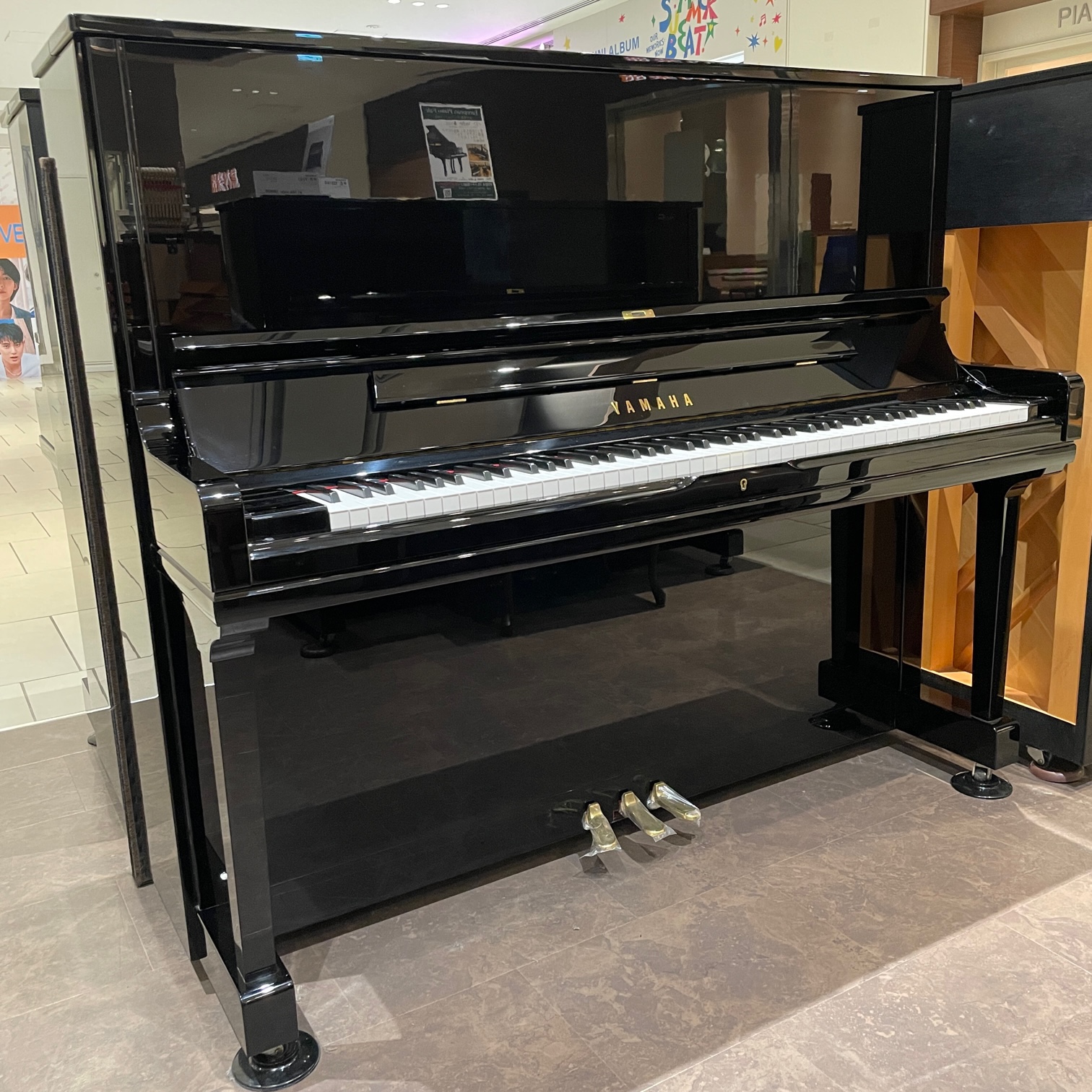 アップライトピアノ】国内外のピアノメーカーを常時展示！新品、中古