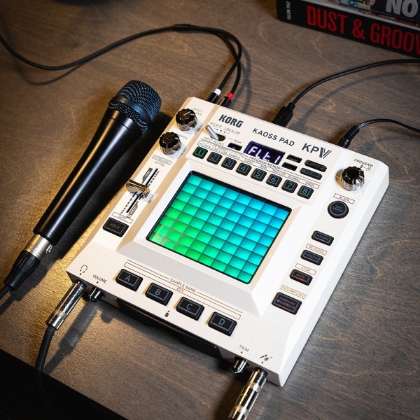 新製品】KAOSS PADがデュアルタッチ操作へ進化！KORG KAOSS PAD V ご