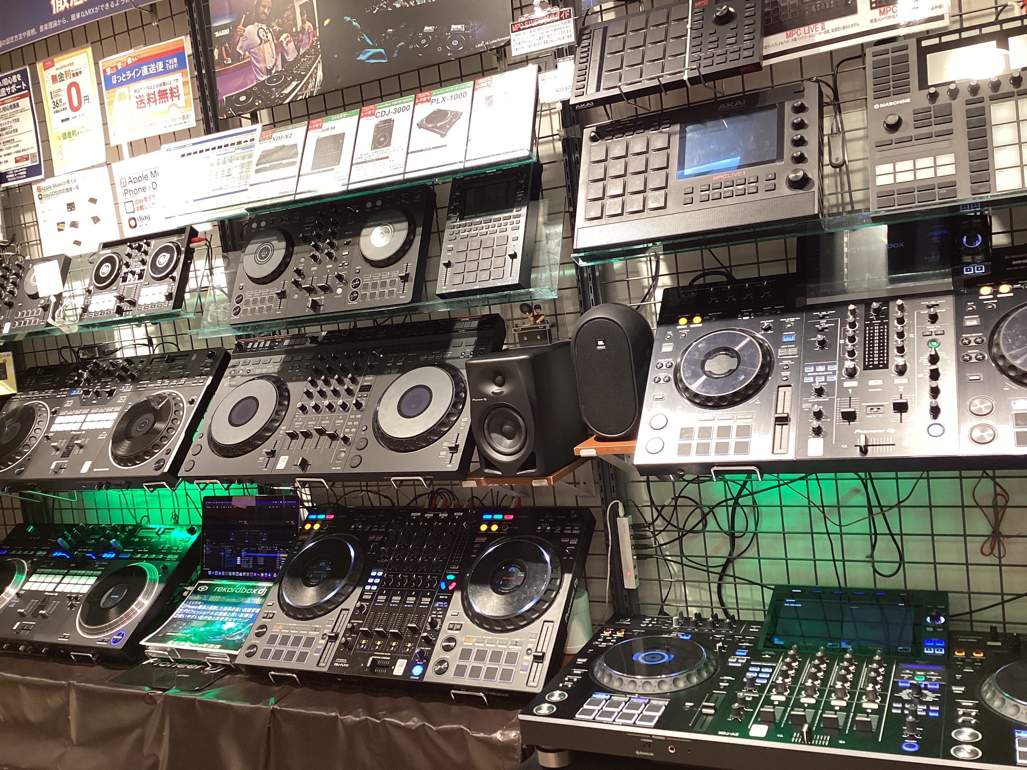 DJ機材を選ぶなら島村楽器ミーナ町田店で！DJコーナー・ラインナップの