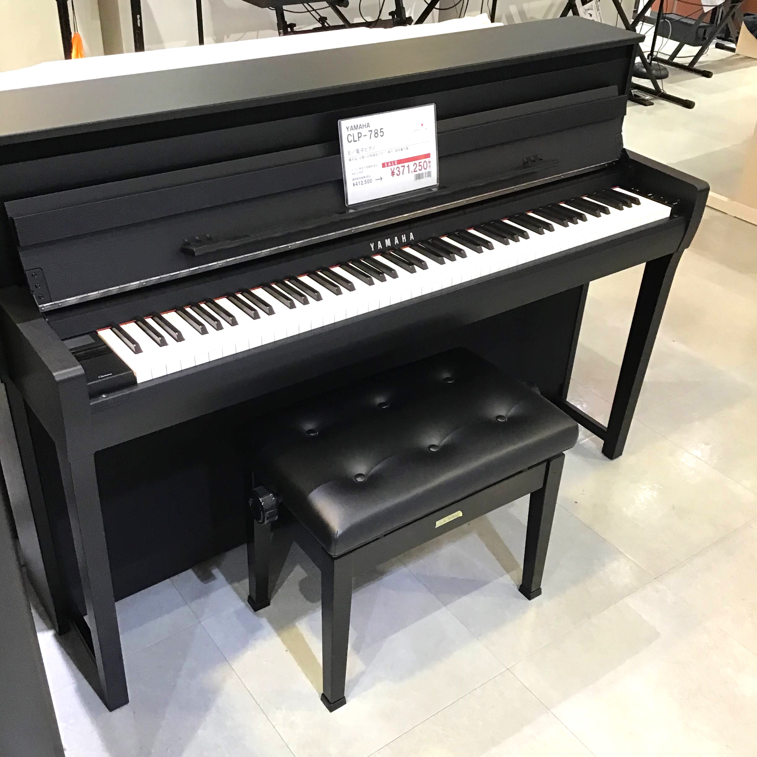 電子ピアノ:展示特価品】ブラックフライデー到来♪黒(BLACK)の電子