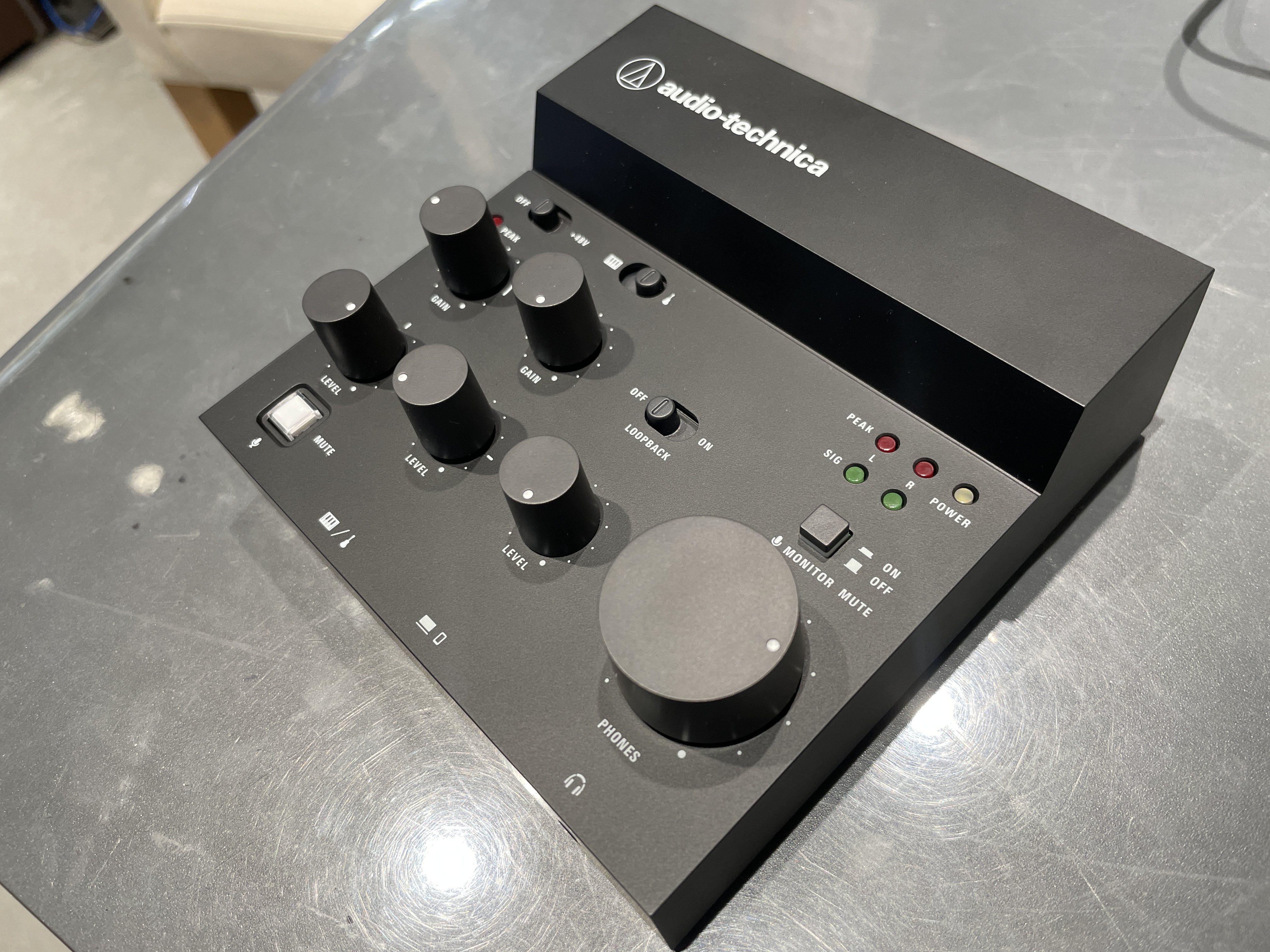 実機レビュー】期待の配信ミキサーAudio-Technica AT-UMX3展示開始
