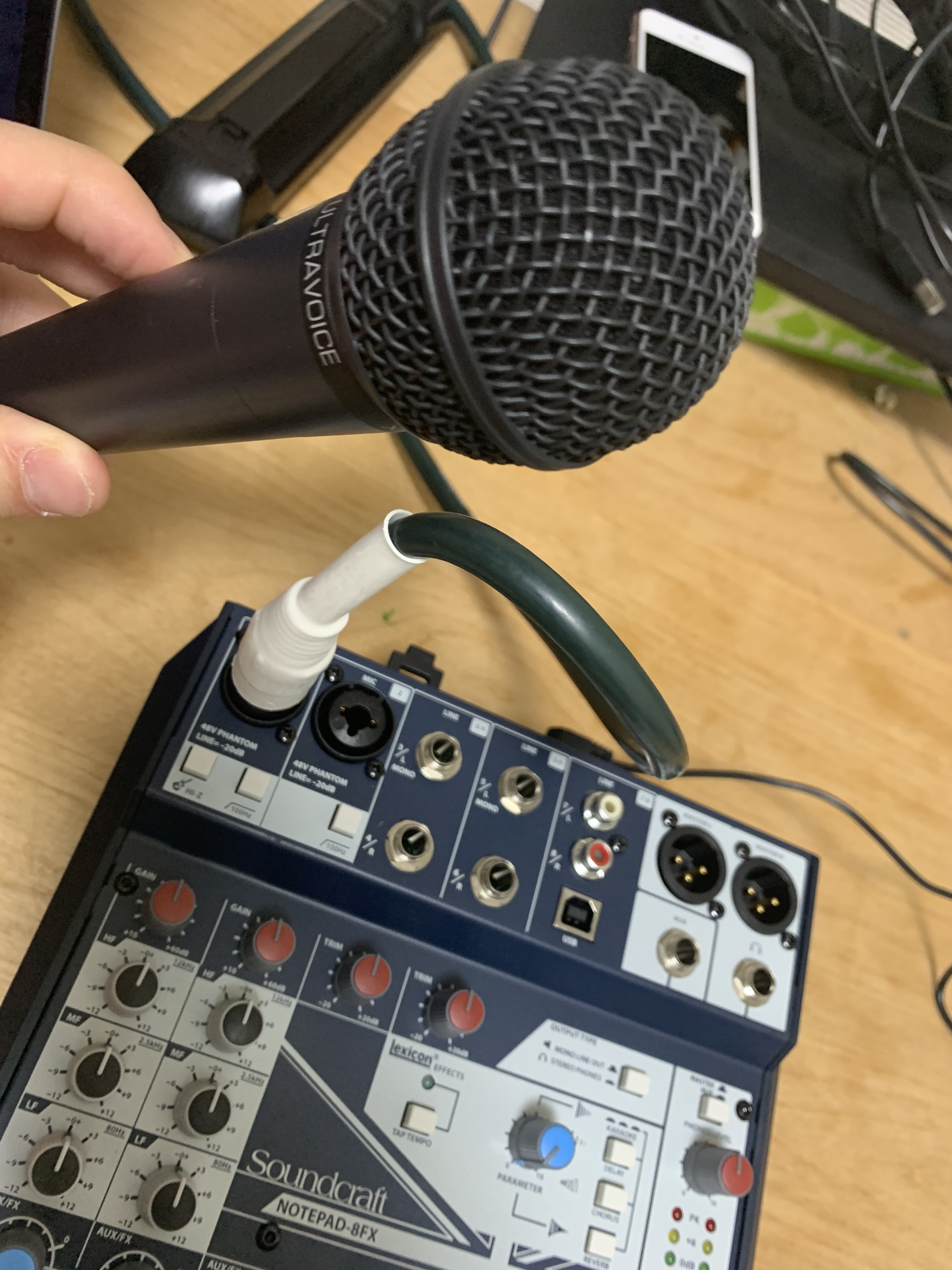 インターネット配信にもおすすめ！SoundcraftのミキサーNotepad