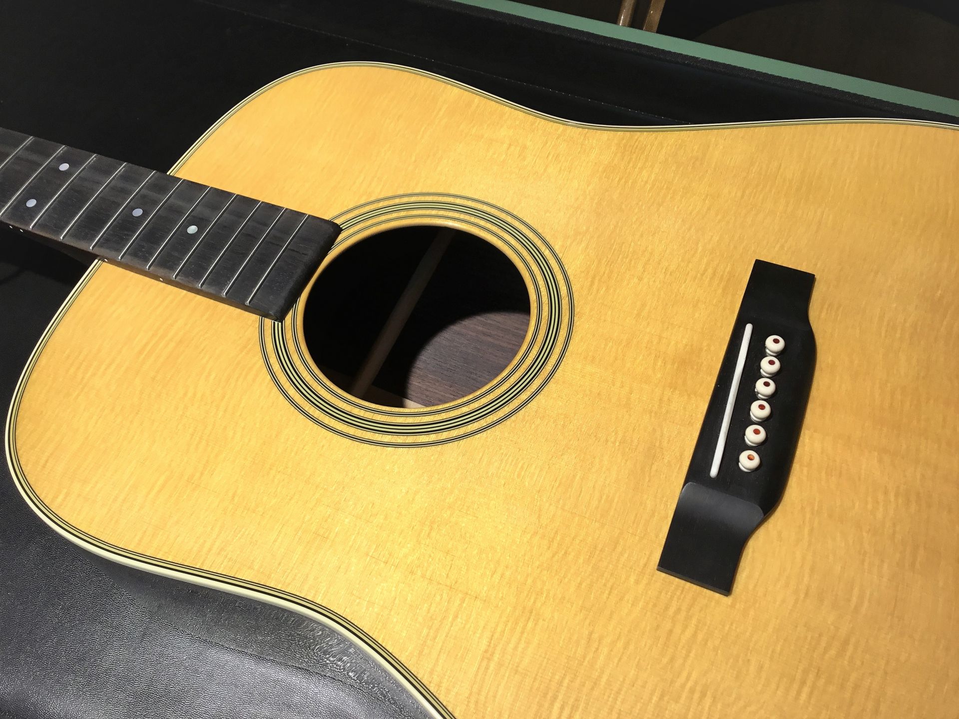 カスタムのすゝめ。憧れを手に入れろ！編【「アコギは打楽器！」十二打