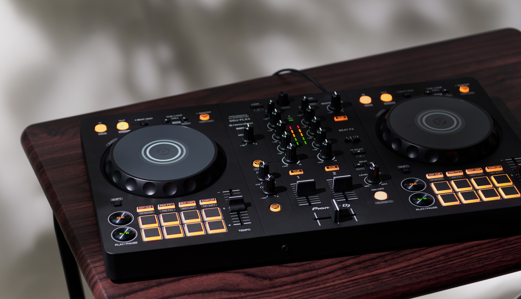 DDJ-FLX4で「Apple Music」が使用可能に！1億曲以上の楽曲を選び放題
