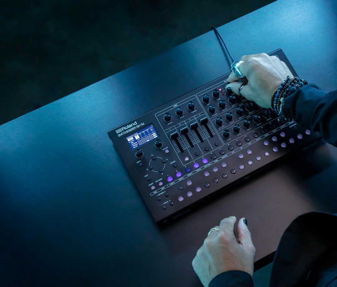 Roland新製品「SH-4D」が発表！当店は発売日に展示開始します！｜島村