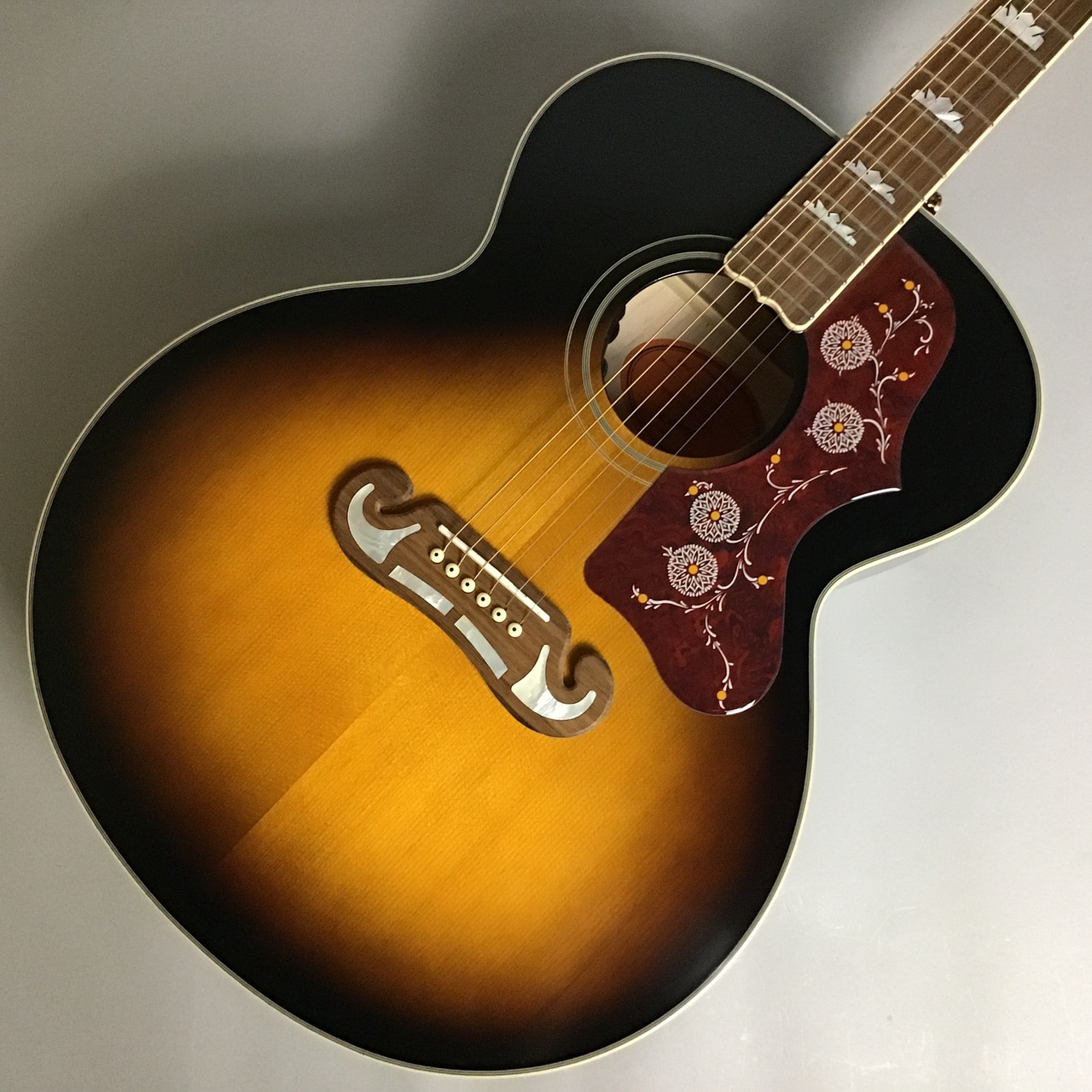 アコースティックギター】Epiphone「Masterbilt J-200 AVSG」が入荷