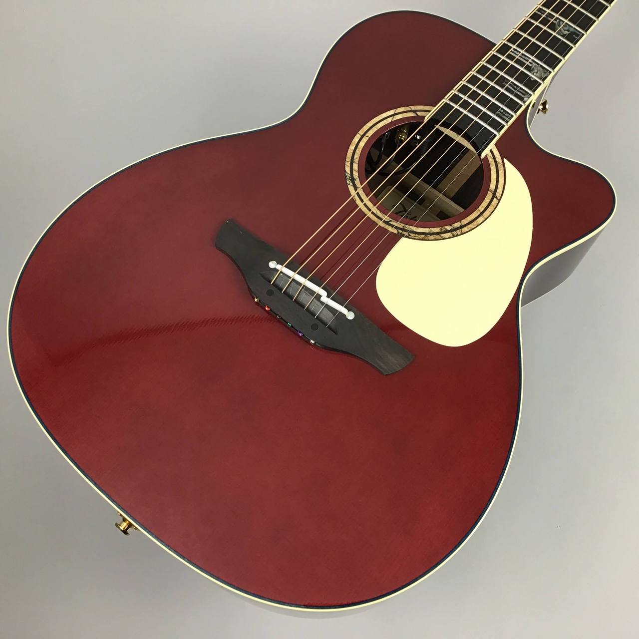 11本限定モデル”Takamine TDP700CUSTOM -Eagle-の魅力に迫る