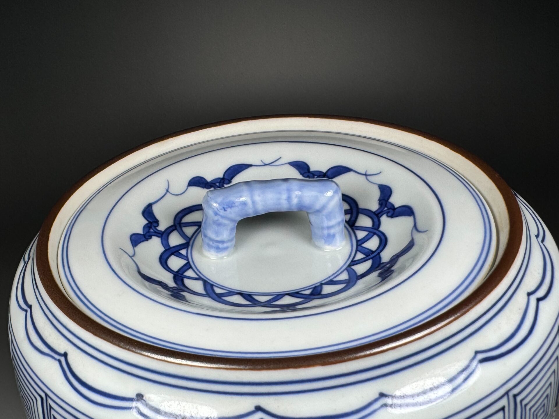 手塚祥堂 水指 染付 桶形 共箱 | 新栄堂