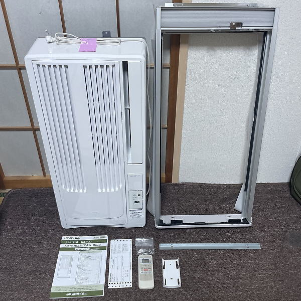コイズミ 窓用エアコン 冷房専用 KAW-1622 (2022年製)を出張買取しま