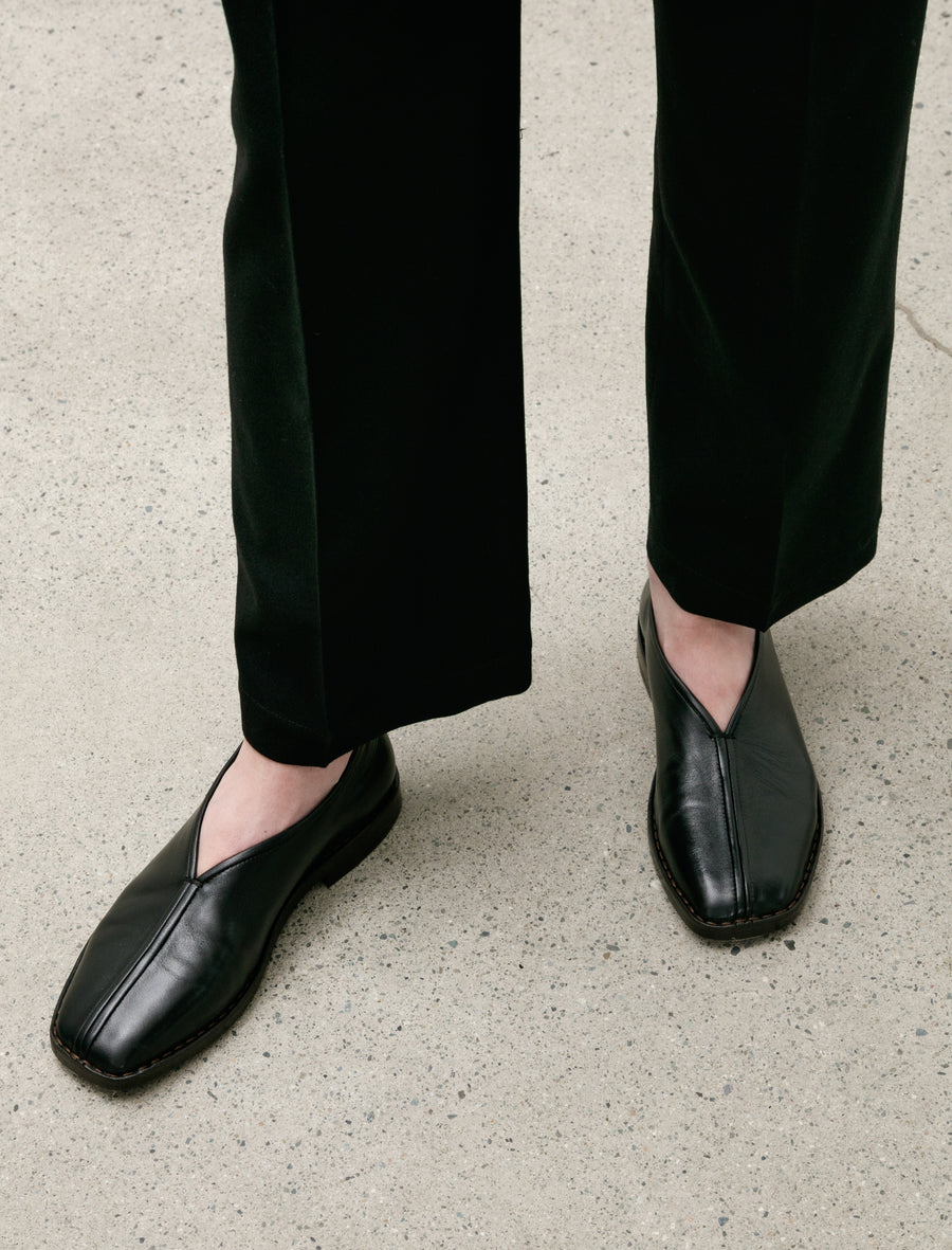 Lemaire Flat Piped Slippers W Black – Neighbour