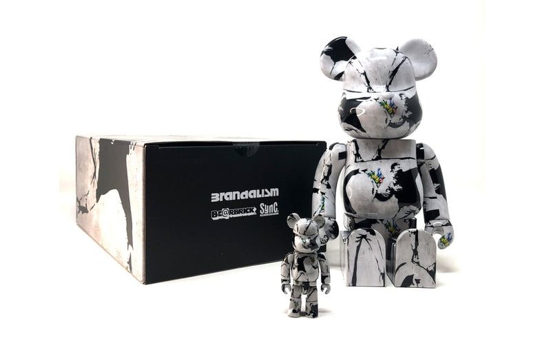 Be@rbrick x Brandalism - Banksy Flower Bomber 100% + 400% – Capsul