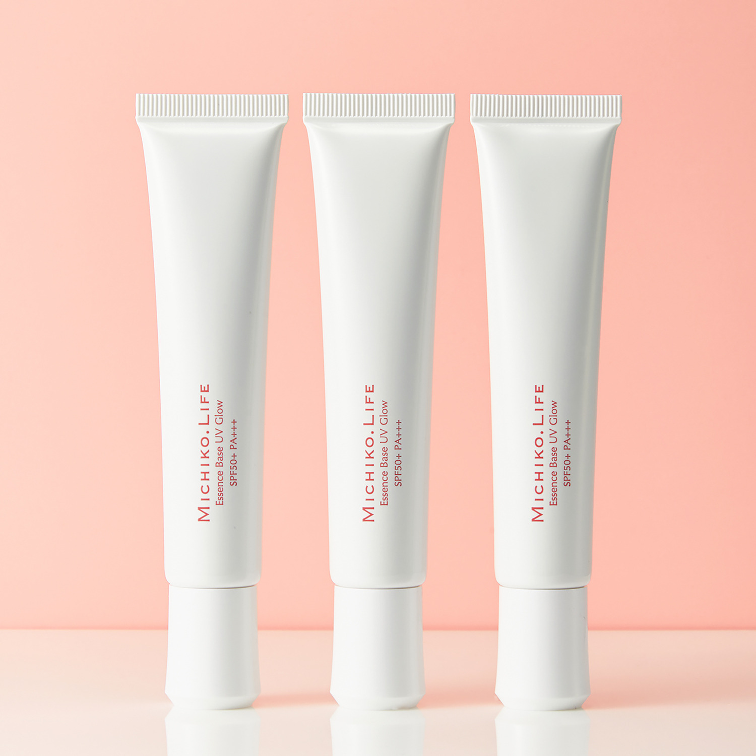 ミチコドットライフ 透明感のあるツヤ肌を演出 エッセンスベース UV