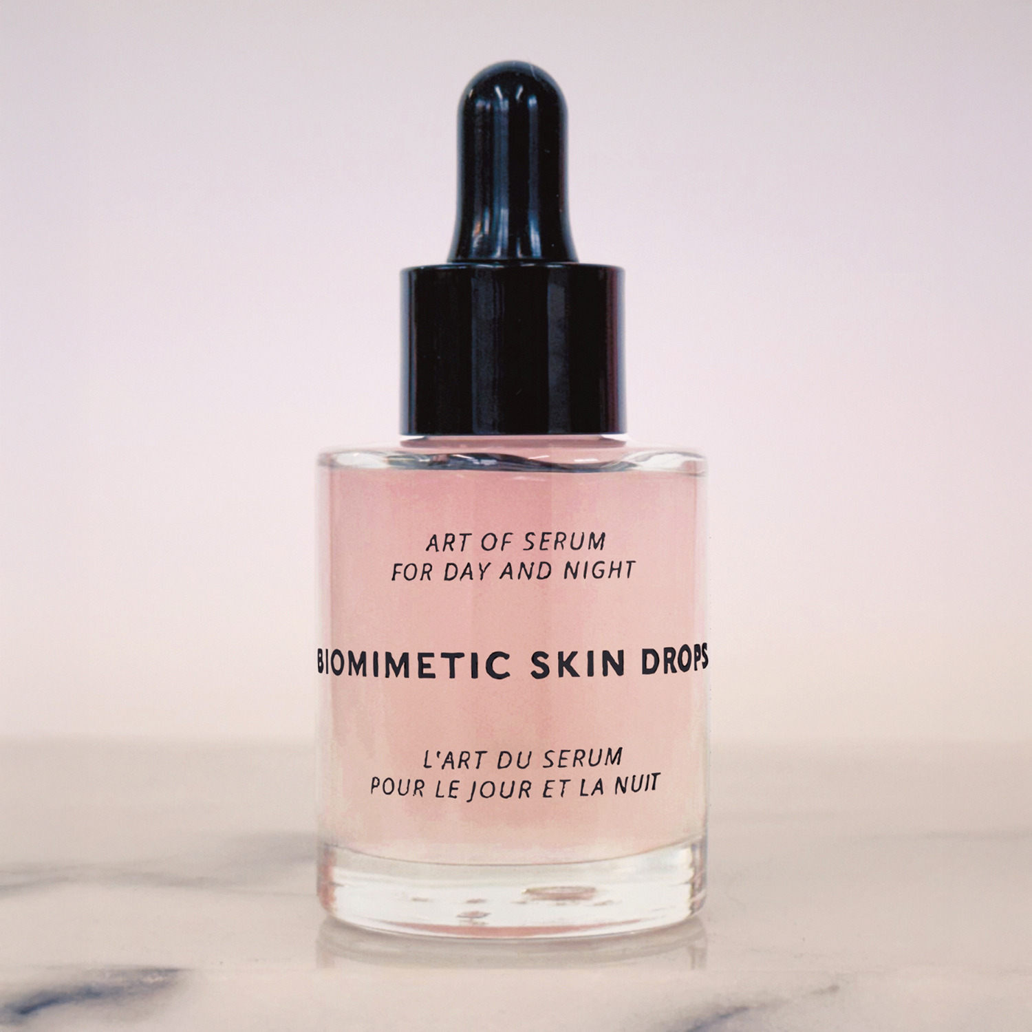 リクシールスキン 英国発スキンケアブランド 先端美容成分配合で ハリ