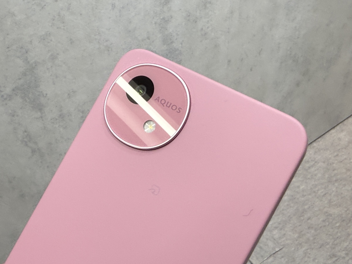 AQUOS wish5とwish 4をコスパで比較！スペック・バッテリー・カメラ