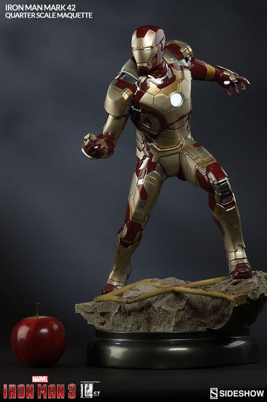 Marvel Iron Man Mark 42 Quarter Scale Maquette by Sideshow C