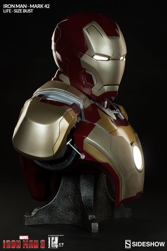 Iron Man Mark 42 by Sideshow Collectibles | Sideshow Collectibles