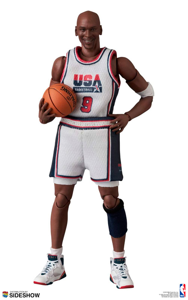 Michael Jordan (1992 Team USA) MAFEX Collectible Figure by Medicom