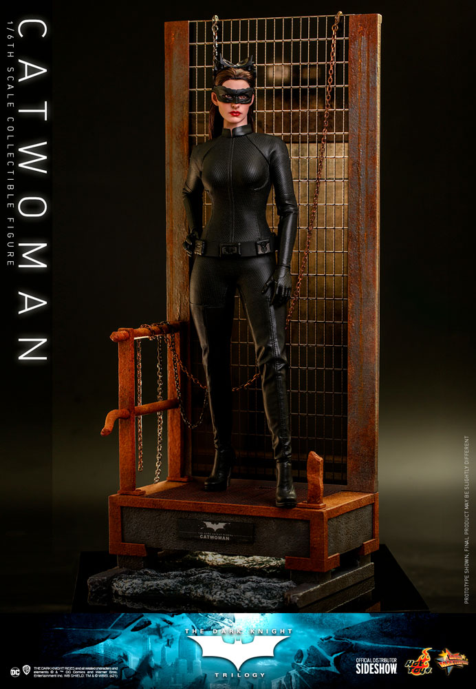 Catwoman Sixth Scale Figure by Hot Toys | Sideshow Collectibles