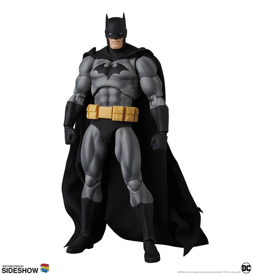 Batman (Hush Black Version) MAFEX Collectible Figure by Medicom