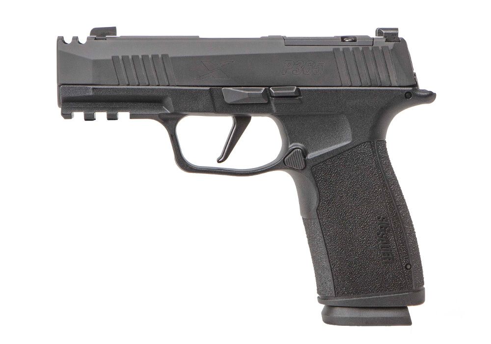 P365 XMACRO: 9mm Concealed Carry Compact Pistol | SIG SAUER