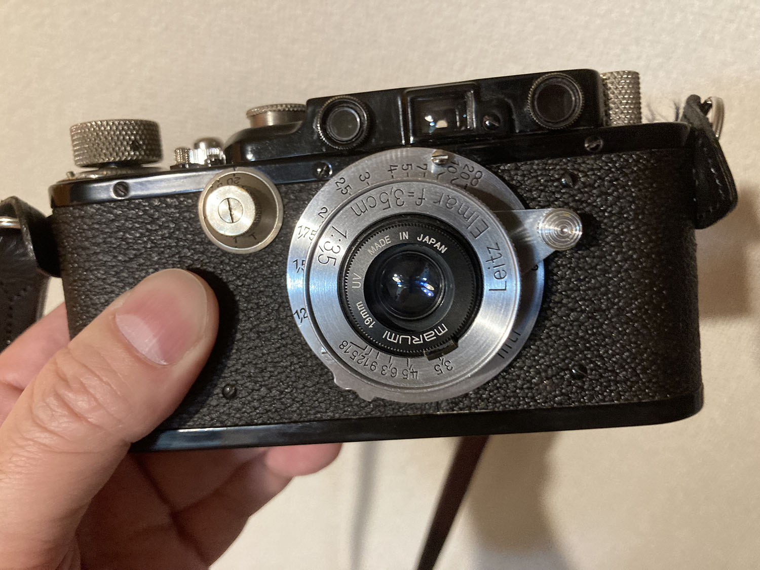 そして、途方に暮れた僕はここに辿り着いた。Leica DIII。 / Silly