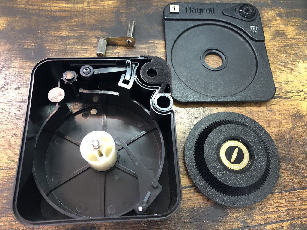 Dayroll（ディロール）」で長巻きフィルムをパトローネに巻くの巻