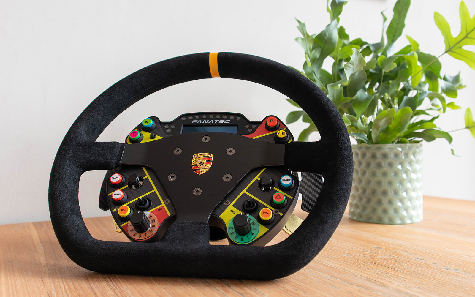 Fanatec Podium Steering Wheel Porsche 911 GT3 R Suede – SimRaceBlog