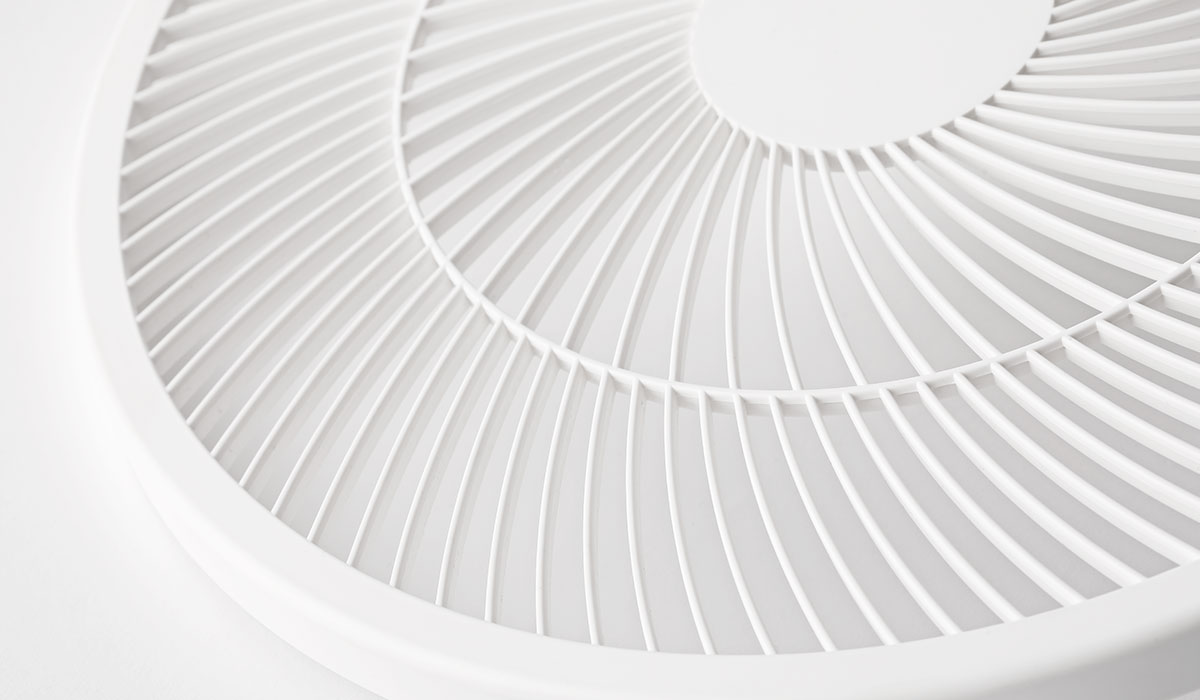 壁掛け扇風機 壁掛けふわビューン SF-W171 E5 - シロカ株式会社