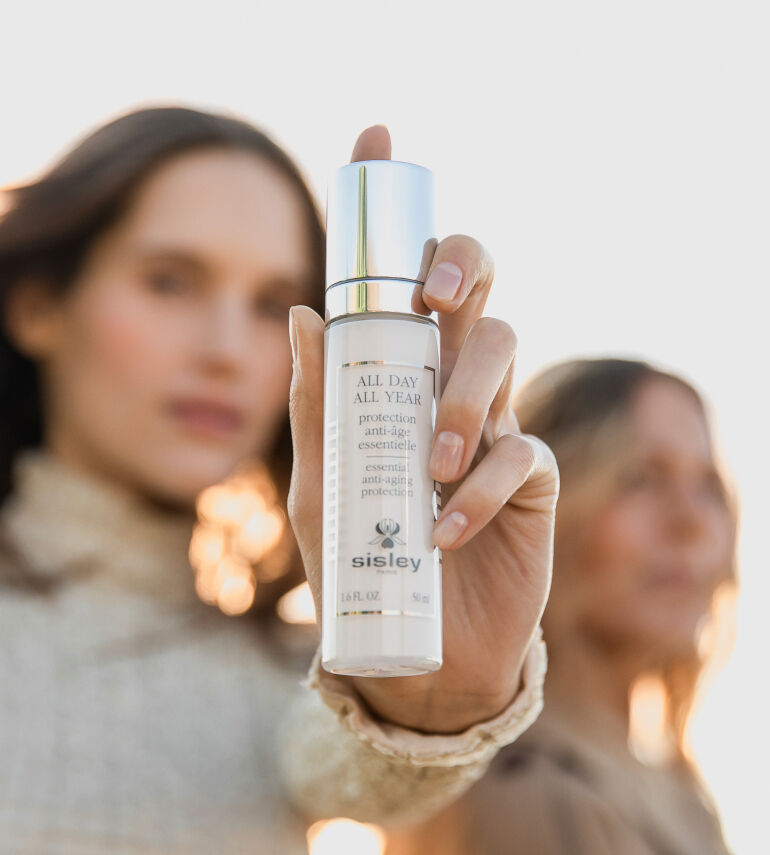オールデイ オールイヤー：あらゆる環境要因に負けない肌へ - Sisley Paris