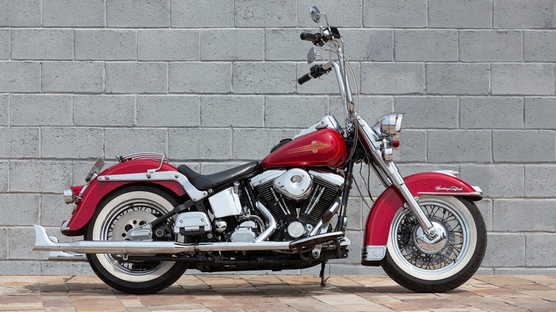 Should Beginners Start Riding On A Harley-Davidson Heritage Softail?