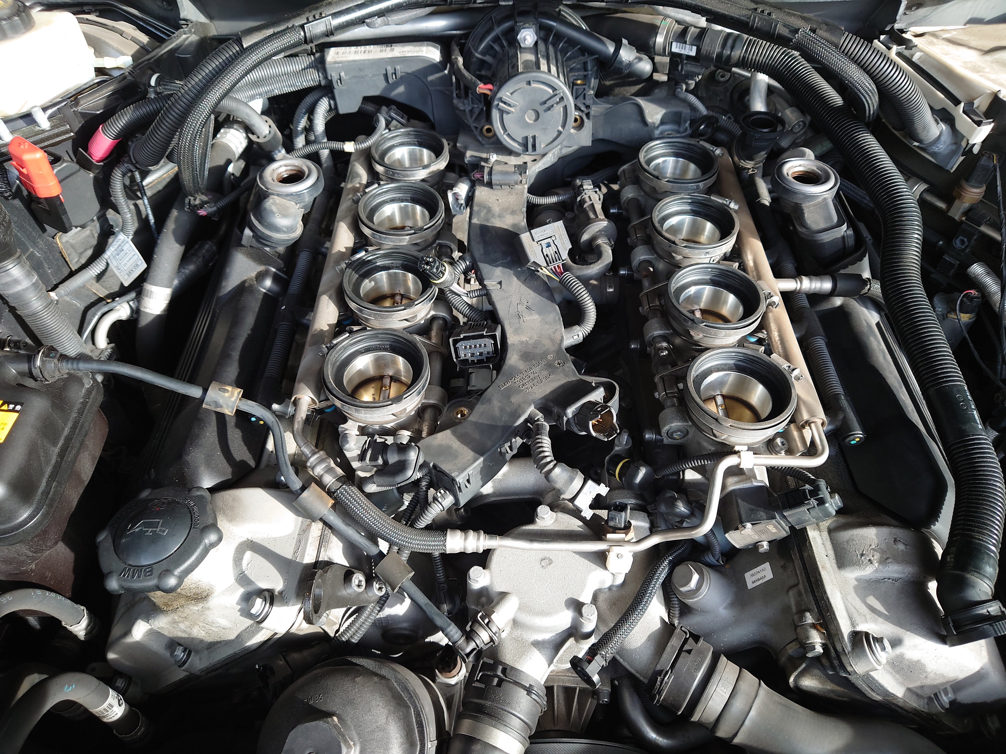 奈良県F様 BMW E92 M3 スロットルバタフライサーボモーター交換 - BMW