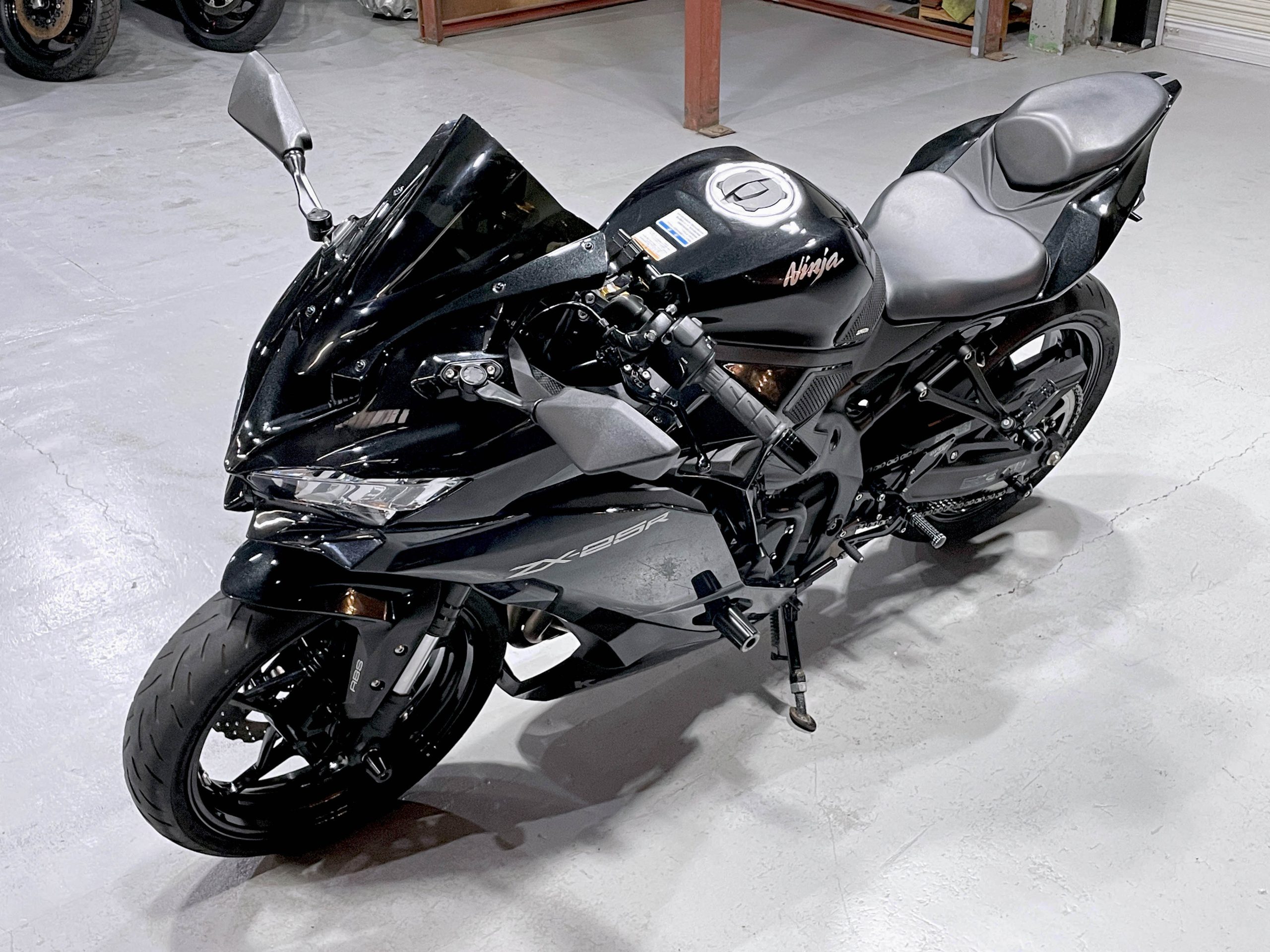 KAWASAKI Ninja ZX-25R ZX250E – 京都のバイクショップSPEC-M
