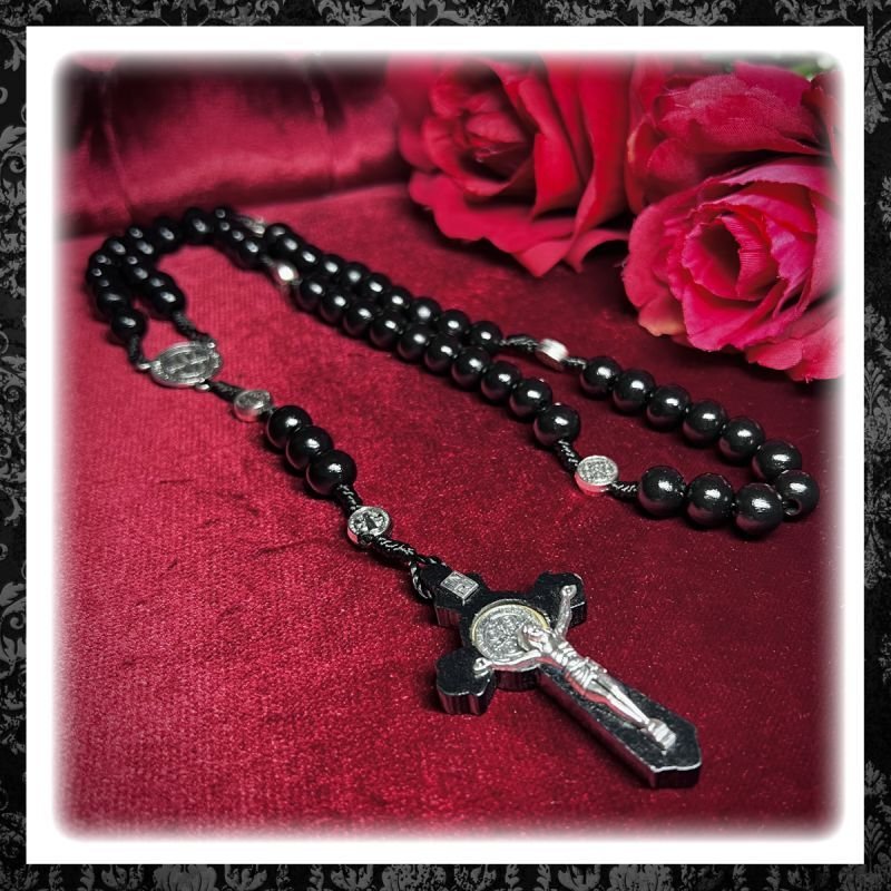 WOOD BEADS ROSARY NECKLACE / ロザリオネックレス | Spider Rock Web