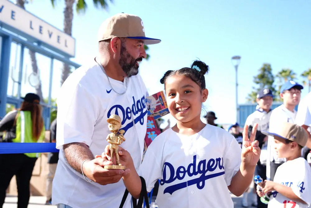 やったぜ！」大谷翔平ボブルヘッド“超激レア”金色バージョンにファン