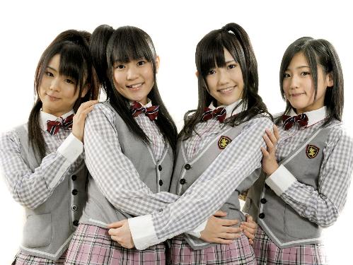 記事全文】父親も感激！「うしろ髪ひかれ隊」“妹分”渡り廊下走り隊