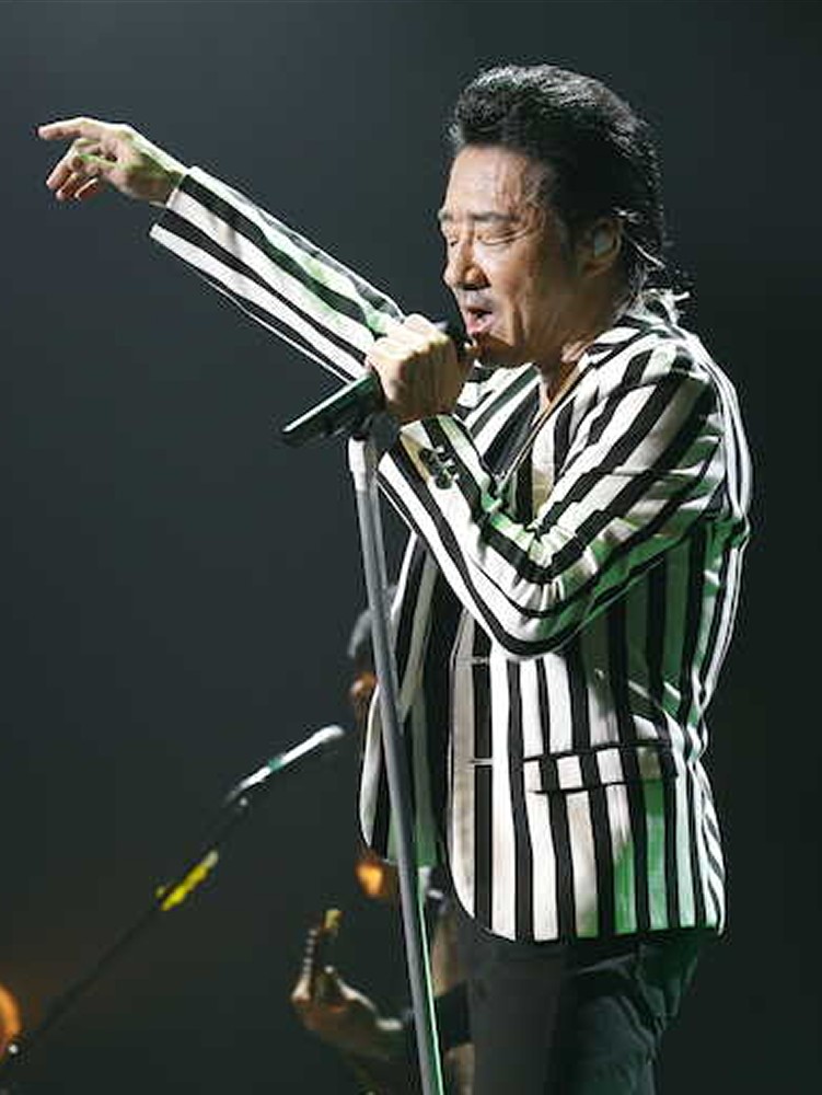 ハウンドドッグ 豊洲で22曲熱唱、大友康平 市場ネタで沸かせる