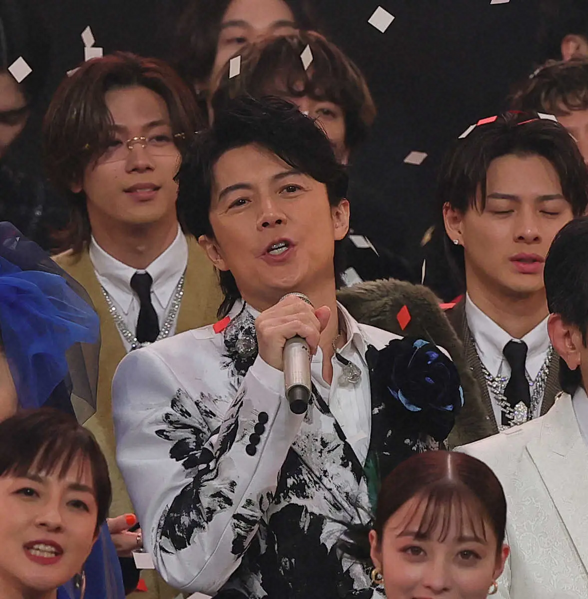 紅白】白組トリ飾った福山雅治の“サプライズ”にファン興奮「僕に