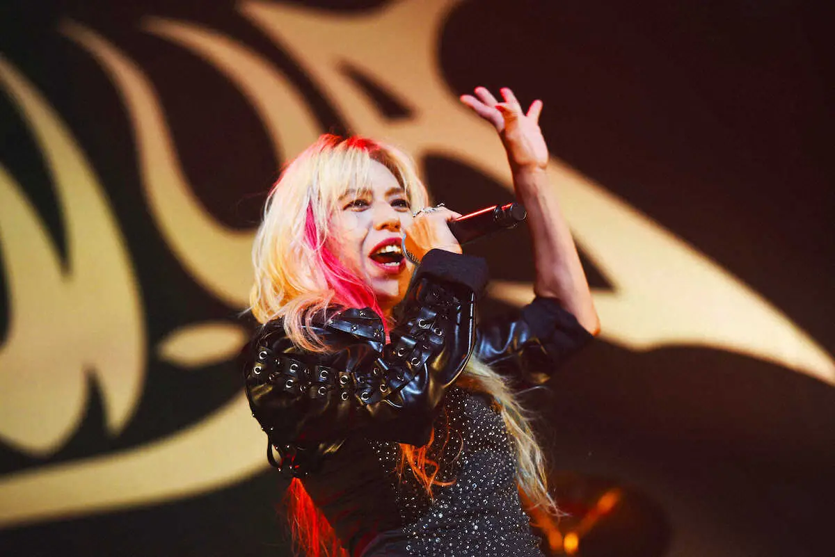 SHOW―YA 寺田恵子「死ぬまで青春」 40周年ライブで替え歌「熟女A」披露