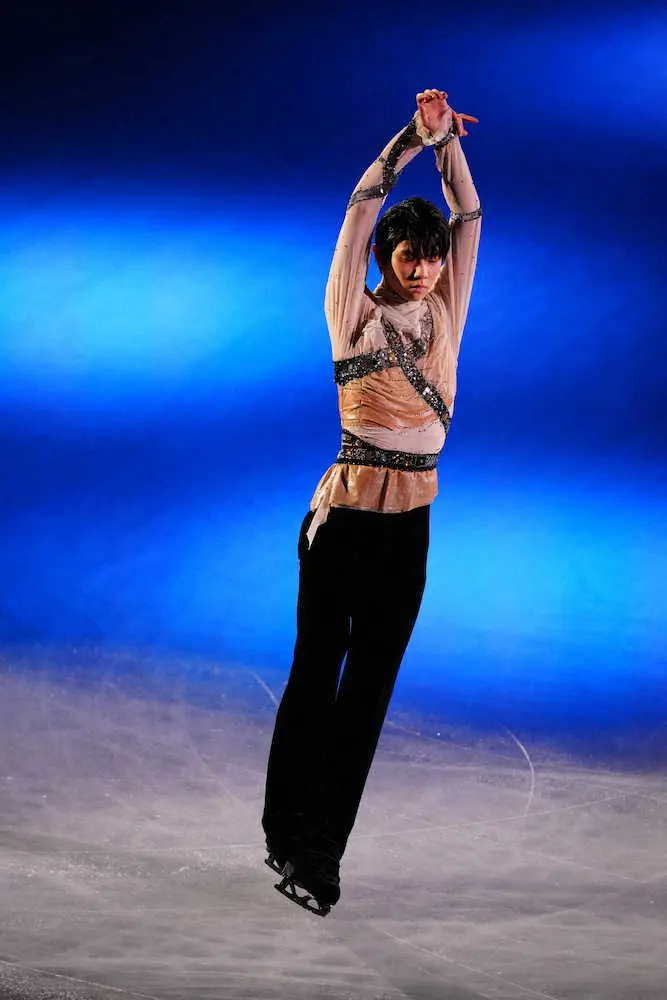 プロローグ＞笑顔を見せる羽生結弦さん（撮影・小海途 良幹