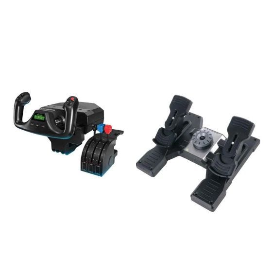 Logitech G (Saitek) Flight Simulator Yoke and Rudder Pedalsa