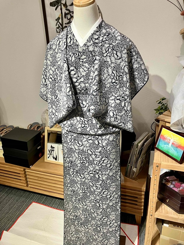 伊勢型小紋 南部芳松 瓢箪に駒 和服・和装小物の通販・お洒落で格安な