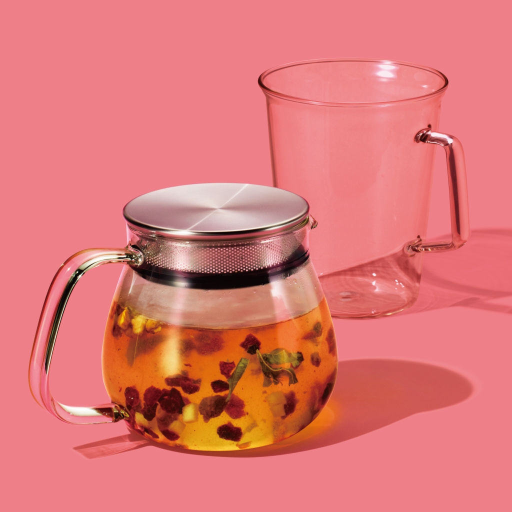 スタバ 白桃&ストロベリー果肉を使った「ピーチトランクイリティ