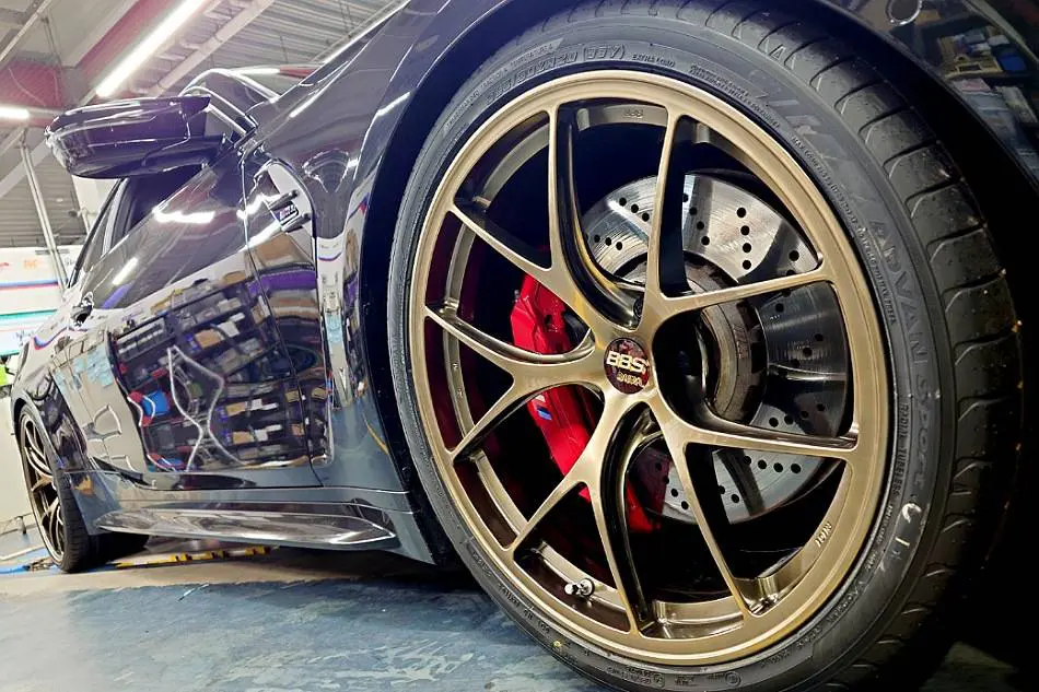 BMW G82 M4とBBS RI-Dダイヤモンドゴールドの相性はばっちり
