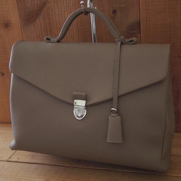 ほぼ展示品程度☆大峽製鞄【定価￥187,000-☆ミディアムサイズ・ソフト