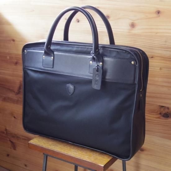 極美品☆フェリージ【定価7.1万円☆1845/ブリーフケース】レザー