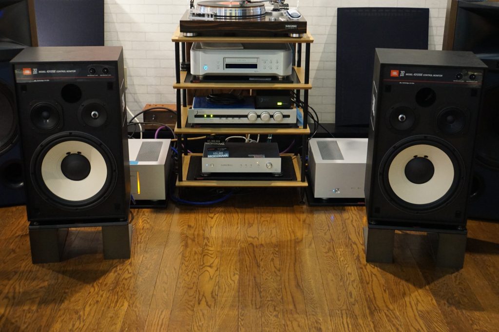 第二弾！JBL70周年記念限定モデル3ウェイ スタジオモニタースピーカー