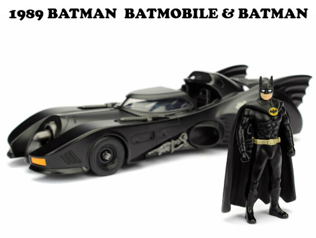 1/24スケール 1989 BATMAN BATMOBILE W/BATMAN 