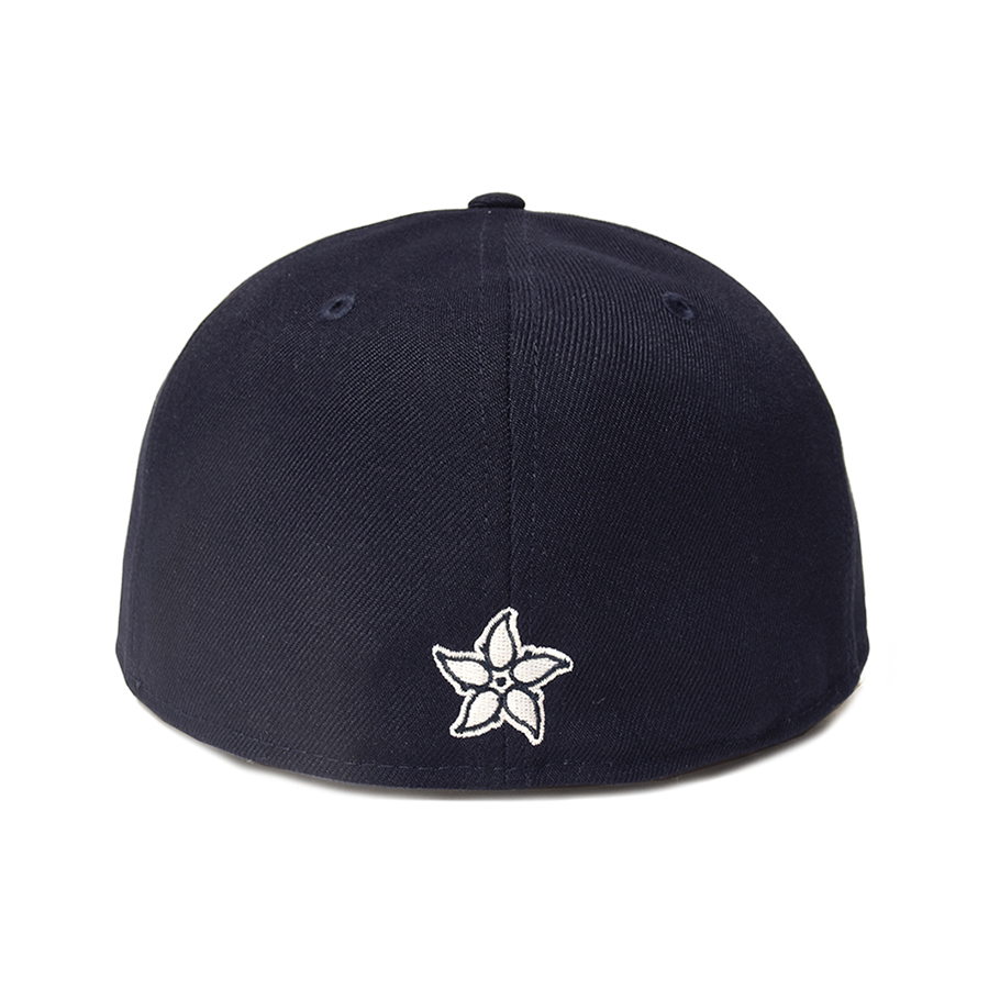 NEW ERA® / Standard California 59Fifty Logo Cap delivery