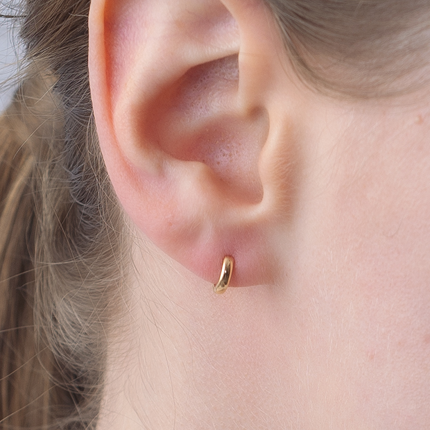 CLICK HOOP PIERCED EARRING(SS/片耳用)(2GP0926)K18 ピアス｜スター